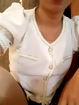 Snapshot of misa_00 chatting on June 2026 03:53:01 AM misa 00 online show from June 2026 03:53:01 AM