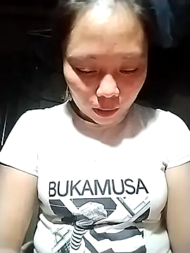 venu00 online show from October 2025 01:47:02 PM