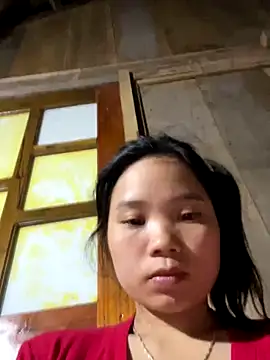 Ngoc-bbi online show from December 2025 02:33:01 PM