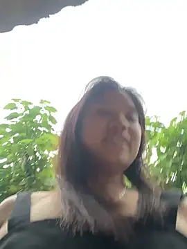 Snapshot of Ngoc-bbi chatting on June 2026 09:29:01 AM Ngoc-bbi online show from June 2026 09:29:01 AM