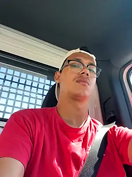 Zuca3025 online show from September 2025 11:03:01 AM