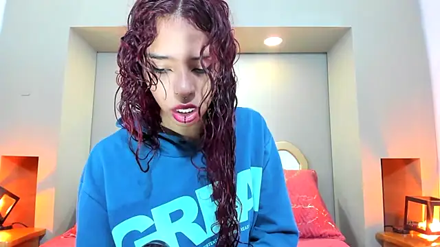 AteneaGreyy online show from December 2025 12:03:02 PM