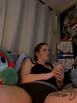 Snapshot of kittykatbean chatting on November 2025 10:08:02 PM kittykatbean online show from November 2025 10:08:02 PM