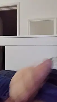 NewJoiner online show from November 2025 09:05:02 PM