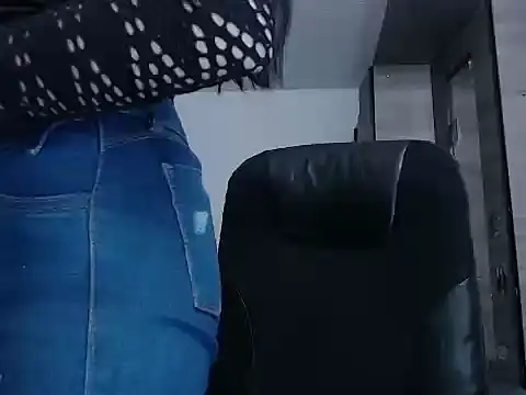 scarlett vonrose online show from February 2026 06:57:02 PM