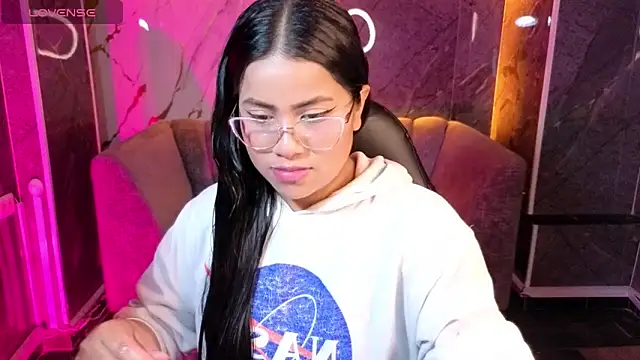 Victoria b  online show from October 2025 07:58:02 PM