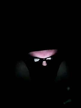 Snapshot of A2221aw chatting on November 2025 04:36:01 AM A2221aw online show from November 2025 04:36:01 AM