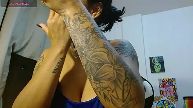 Divinejewel444 online show from October 2025 08:12:01 AM