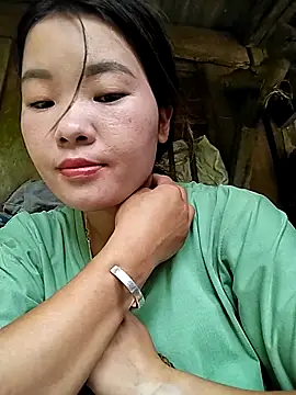 lylylove online show from September 2025 03:41:02 AM