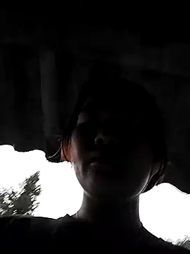 lylylove online show from October 2025 12:07:01 AM