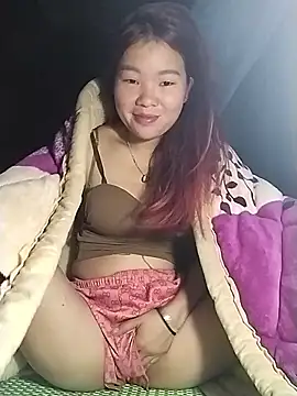 lylylove online show from November 2025 08:33:02 PM