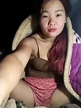 lylylove online show from December 2025 08:48:01 PM