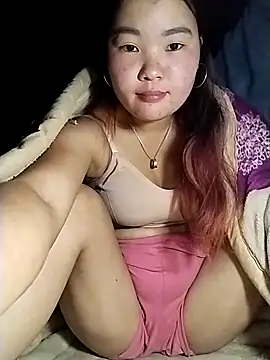 Snapshot of lylylove chatting on March 2026 02:17:02 AM lylylove online show from March 2026 02:17:02 AM