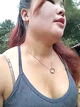 Snapshot of lylylove chatting on March 2026 04:17:02 AM lylylove online show from March 2026 04:17:02 AM