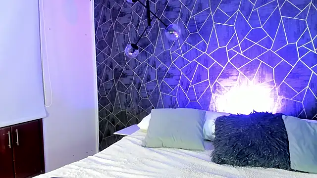 Snapshot of skailyn_angels chatting on November 2025 04:45:02 AM skailyn angels online show from November 2025 04:45:02 AM