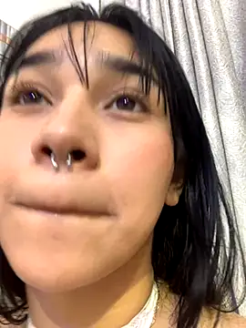 Snapshot of Kylie_Patrick chatting on November 2025 01:15:01 AM Kylie Patrick online show from November 2025 01:15:01 AM