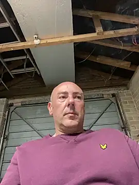 Richmcgee online show from May 2026 07:20:01 PM