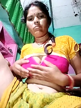 Sexy queeny online show from September 2025 10:01:02 PM