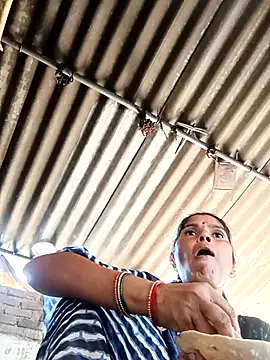 Sexy queeny online show from September 2025 07:10:02 AM