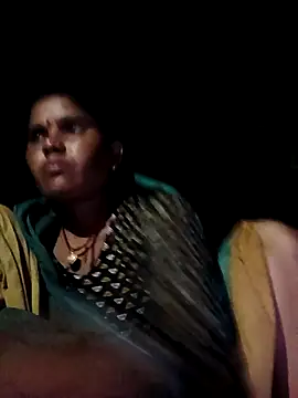 Sexy queeny online show from September 2025 01:36:01 PM