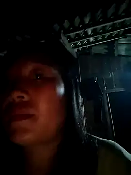 Snapshot of miss-su chatting on September 2025 11:28:01 PM miss-su online show from September 2025 11:28:01 PM