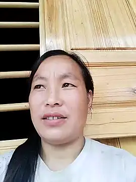 Snapshot of miss-su chatting on September 2025 01:51:02 AM miss-su online show from September 2025 01:51:02 AM