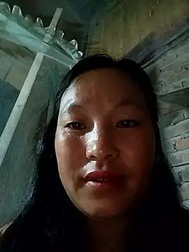 Snapshot of miss-su chatting on April 2026 10:24:02 PM miss-su online show from April 2026 10:24:02 PM