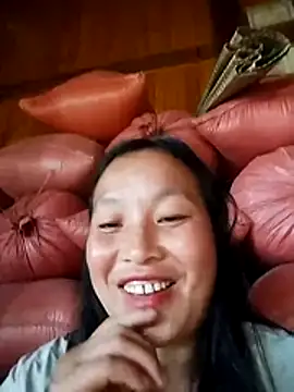 Snapshot of miss-su chatting on May 2026 10:11:02 AM miss-su online show from May 2026 10:11:02 AM