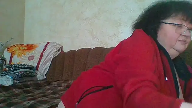 Snapshot of MilaSky5303 chatting on February 2026 01:45:01 PM MilaSky5303 online show from February 2026 01:45:01 PM