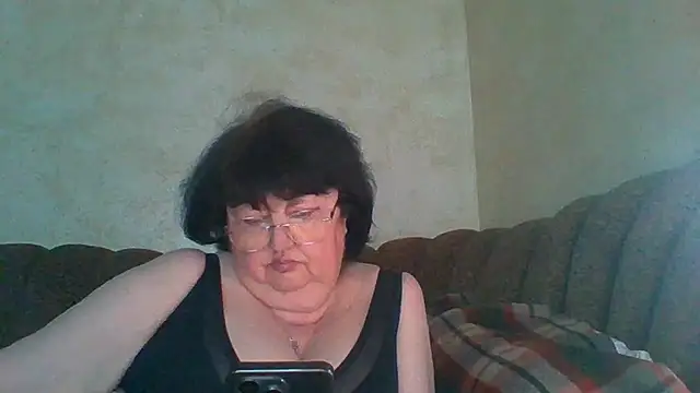 Snapshot of MilaSky5303 chatting on March 2026 03:17:01 PM MilaSky5303 online show from March 2026 03:17:01 PM