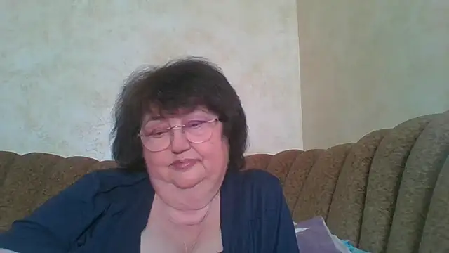 Snapshot of MilaSky5303 chatting on April 2026 10:57:01 AM MilaSky5303 online show from April 2026 10:57:01 AM