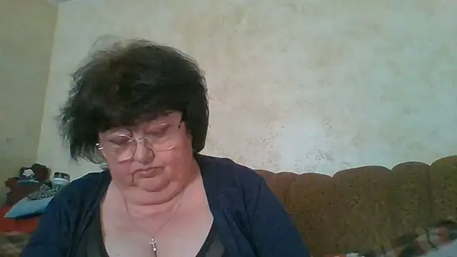 Snapshot of MilaSky5303 chatting on May 2026 09:46:01 AM MilaSky5303 online show from May 2026 09:46:01 AM