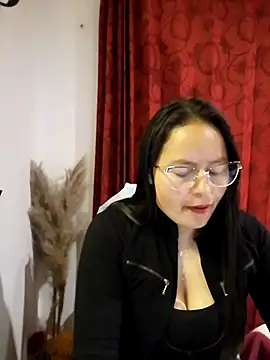 Daliz Leon online show from October 2025 01:55:02 AM