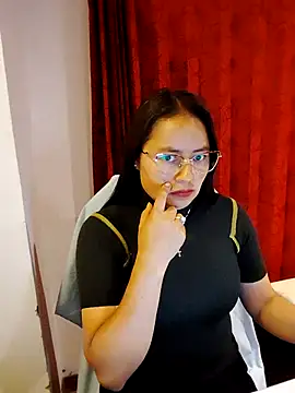 Daliz Leon online show from November 2025 11:27:02 PM