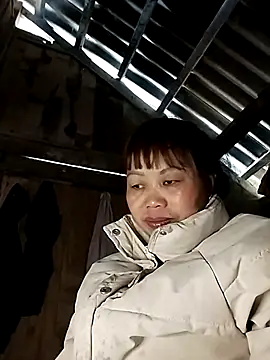  YooY  online show from January 2026 01:33:01 AM