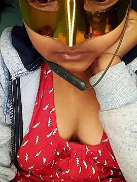 mimi87hoty online show from January 2026 03:36:02 PM