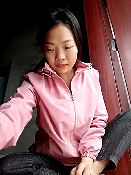 Ananine online show from November 2025 12:55:02 AM