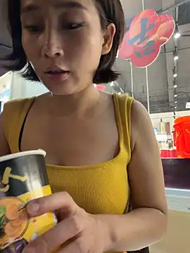 A girla online show from May 2026 02:34:02 PM