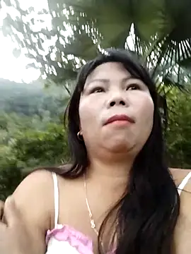 lusy-00 online show from November 2025 10:12:02 AM