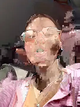 SMELLSEX online show from April 2026 10:38:01 AM