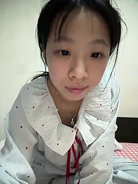 Snapshot of jingjing005 chatting on May 2026 03:53:02 PM jingjing005 online show from May 2026 03:53:02 PM