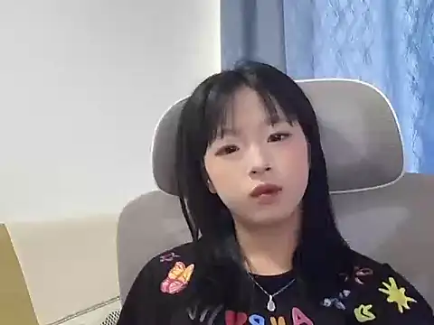 Snapshot of jingjing005 chatting on May 2026 06:32:03 AM jingjing005 online show from May 2026 06:32:03 AM