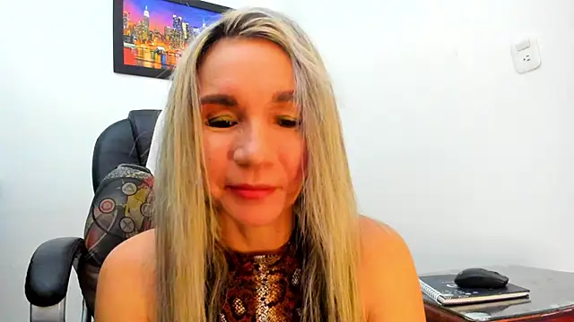 Ms lunaRose online show from September 2025 12:01:02 AM