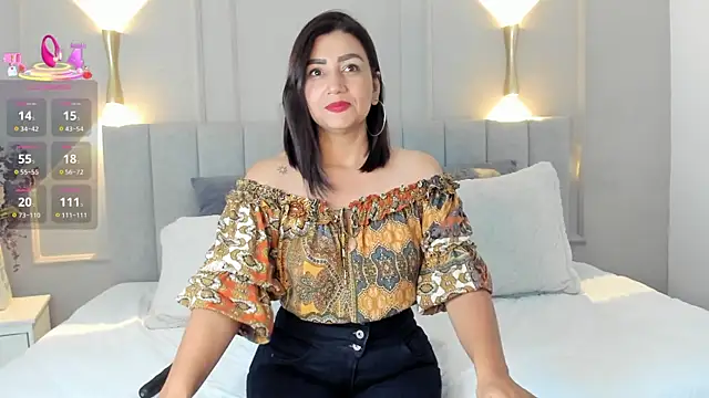 Snapshot of victoria_bourne chatting on September 2025 07:08:01 PM victoria bourne online show from September 2025 07:08:01 PM