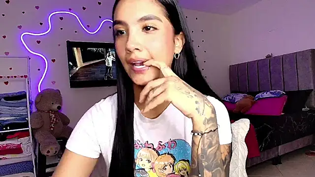 mia yireth online show from February 2026 11:28:01 PM