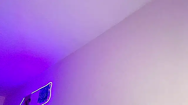 Snapshot of mia_yireth chatting on June 2026 02:23:02 AM mia yireth online show from June 2026 02:23:02 AM