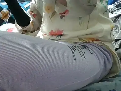 Roshani hoty online show from March 2026 06:09:02 PM