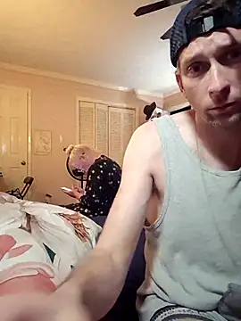 Snapshot of mresquared chatting on April 2026 03:46:02 AM mresquared online show from April 2026 03:46:02 AM