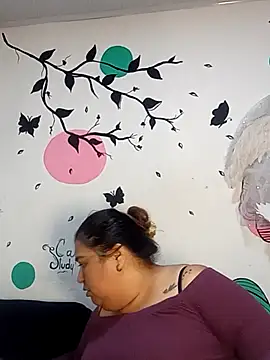 curvy diva  online show from December 2025 08:52:02 AM