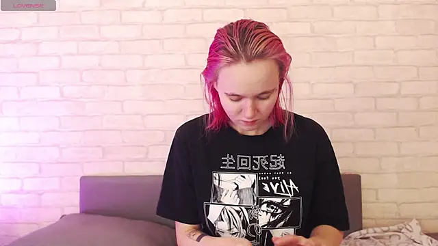 Ericha Stone online show from October 2025 01:57:01 AM